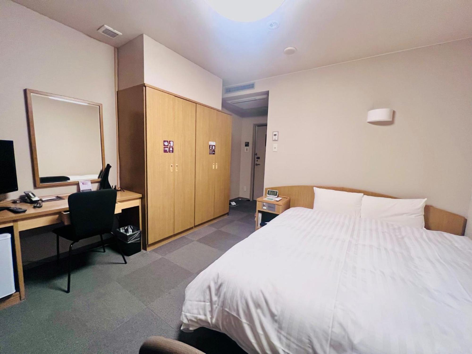 Dormy Inn Express Sendai Hirose Dori Rum bild